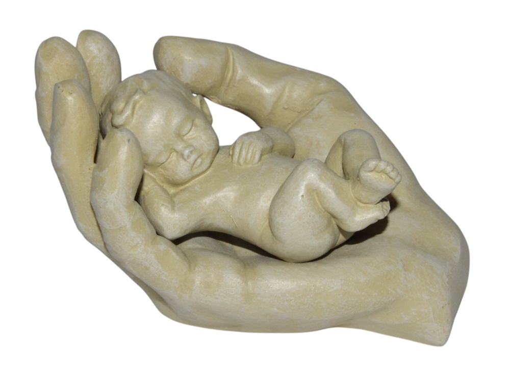 "In seiner Hand“ Dekofigur schützende Hand mit Kind, L 9 cm Symbol zur Taufe, Geburt & Erinnerung