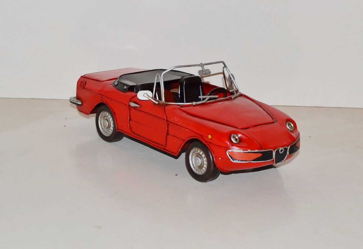 Blechauto Nostalgie Modellauto Oldtimer Alfa Romeo Spider Cabrio Sportwagen Rot L 31 cm