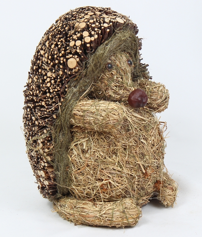 Deko Heu Figur Igel stehend H 29 cm Tierfigur aus Naturmaterial Heu zum Basteln Heudeko