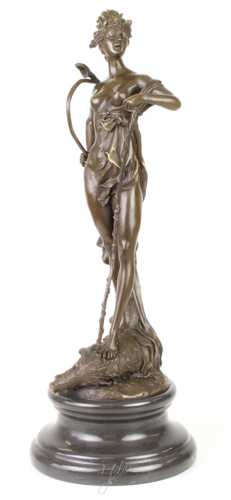 Bronzefigur Diana Victorious H 47,5 cm Mythologie Bronzeskulptur Bronze Figur aus Bronze