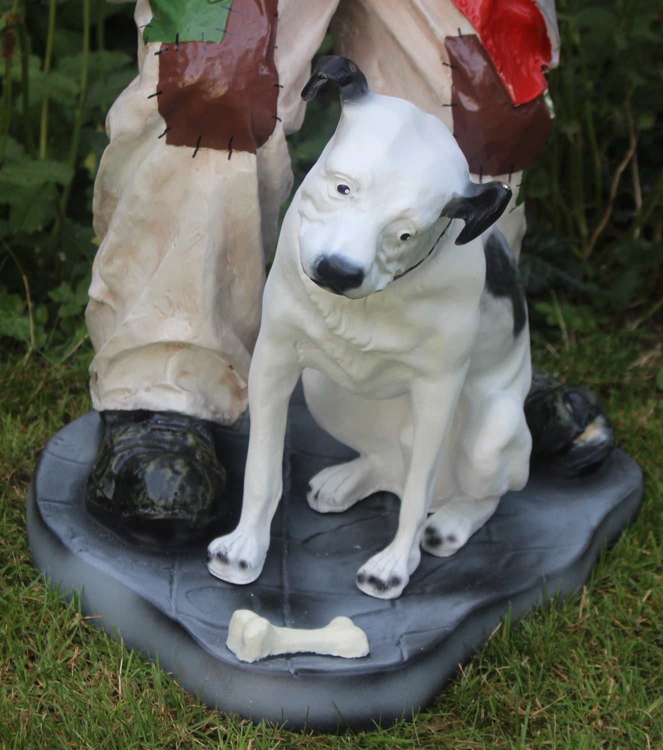 Dekofigur Bettler groß stehend mit Flasche in Hand und Hund am Fuß H 91 cm Gartenfigur aus Kunstharz