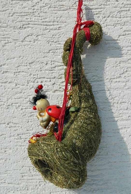 Deko Heu Figur Trompete zum Aufhängen mit Marienkäfer Türdeko Türschmuck Heudeko Basteln