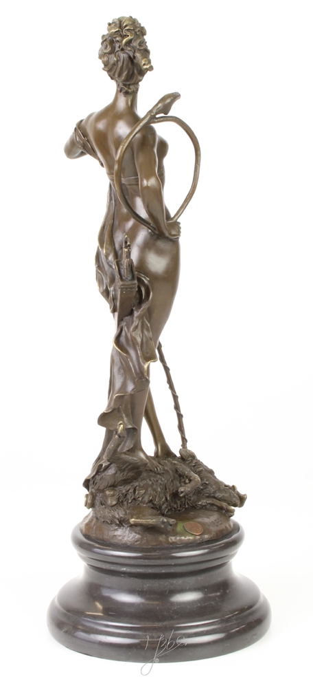 Bronzefigur Diana Victorious H 47,5 cm Mythologie Bronzeskulptur Bronze Figur aus Bronze