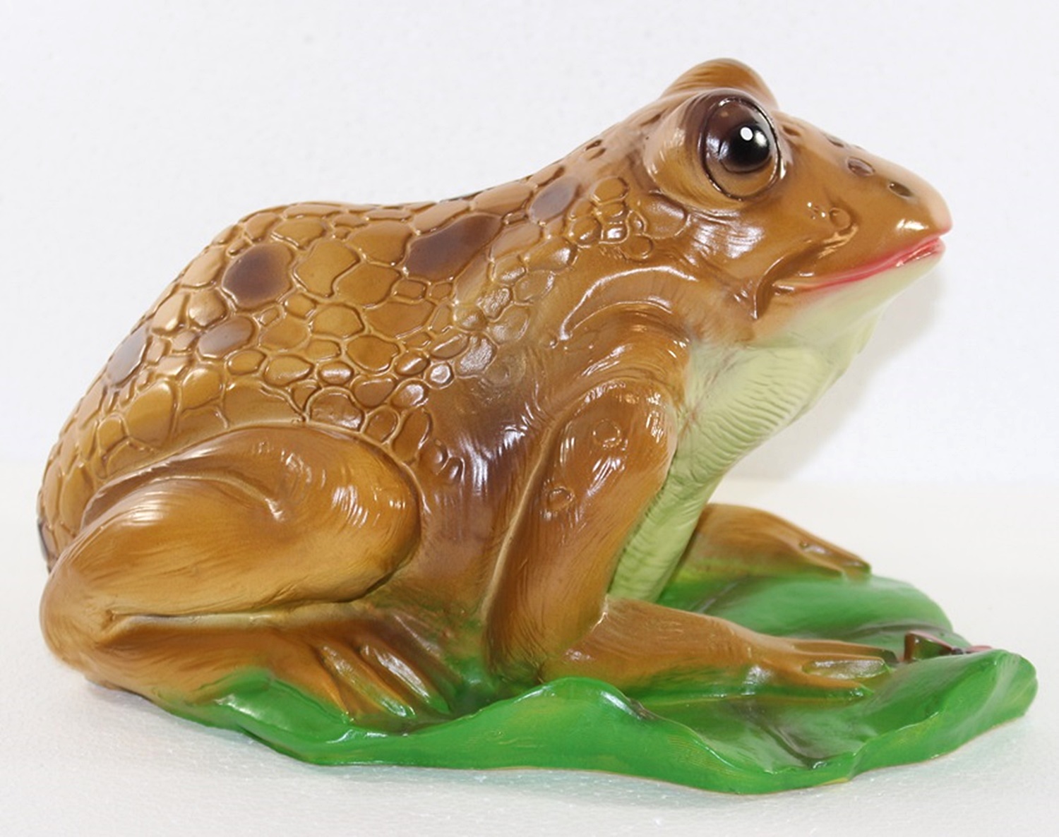 Deko Garten Figur Gartenfigur Tierfigur Teichfigur Kröte Frosch groß auf Blatt Kunststoff H 17 cm