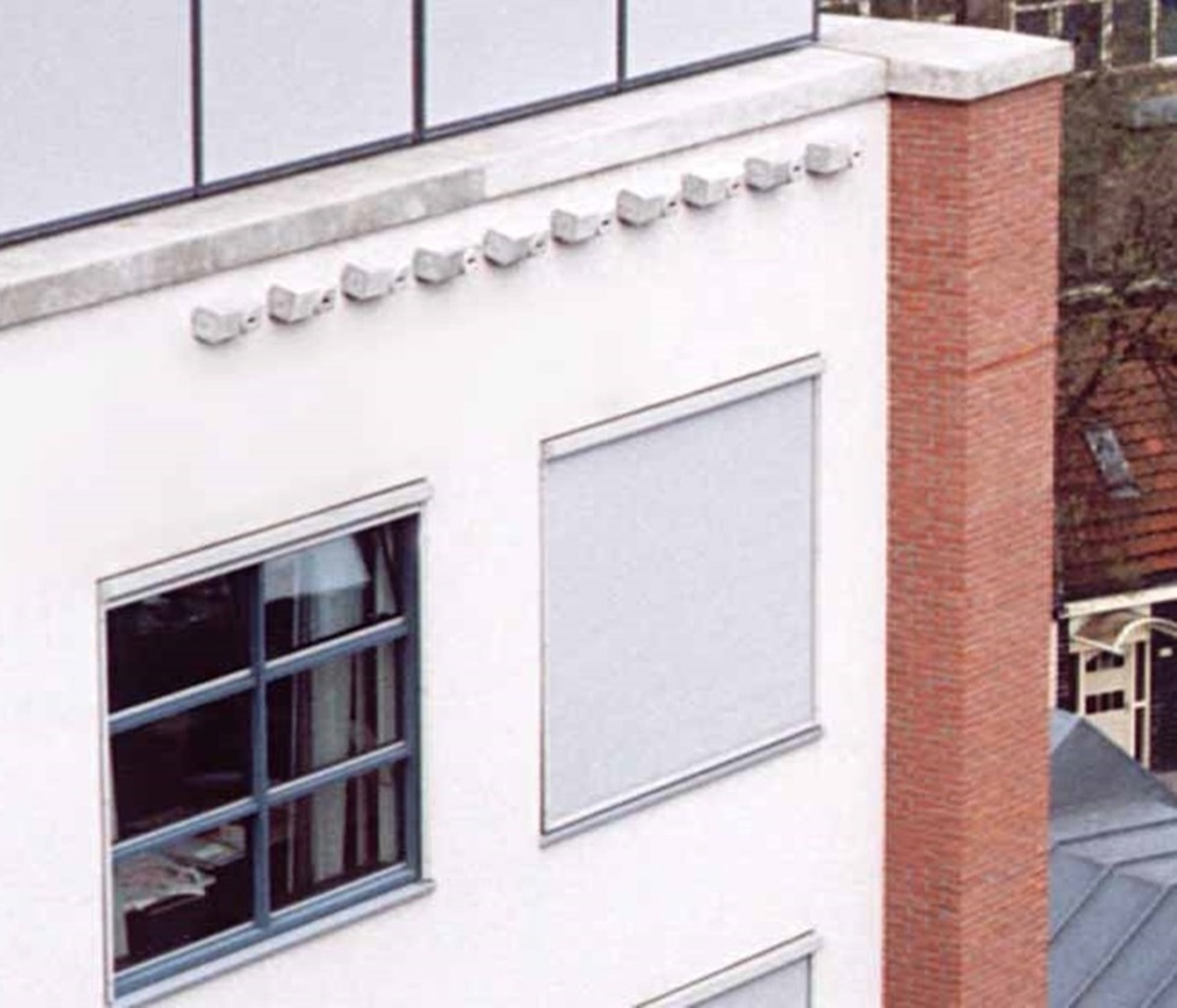 Naturschutzprodukt Mauerseglernistkasten Typ Nr. 17 1-fach am Gebäude aus Leichtbeton