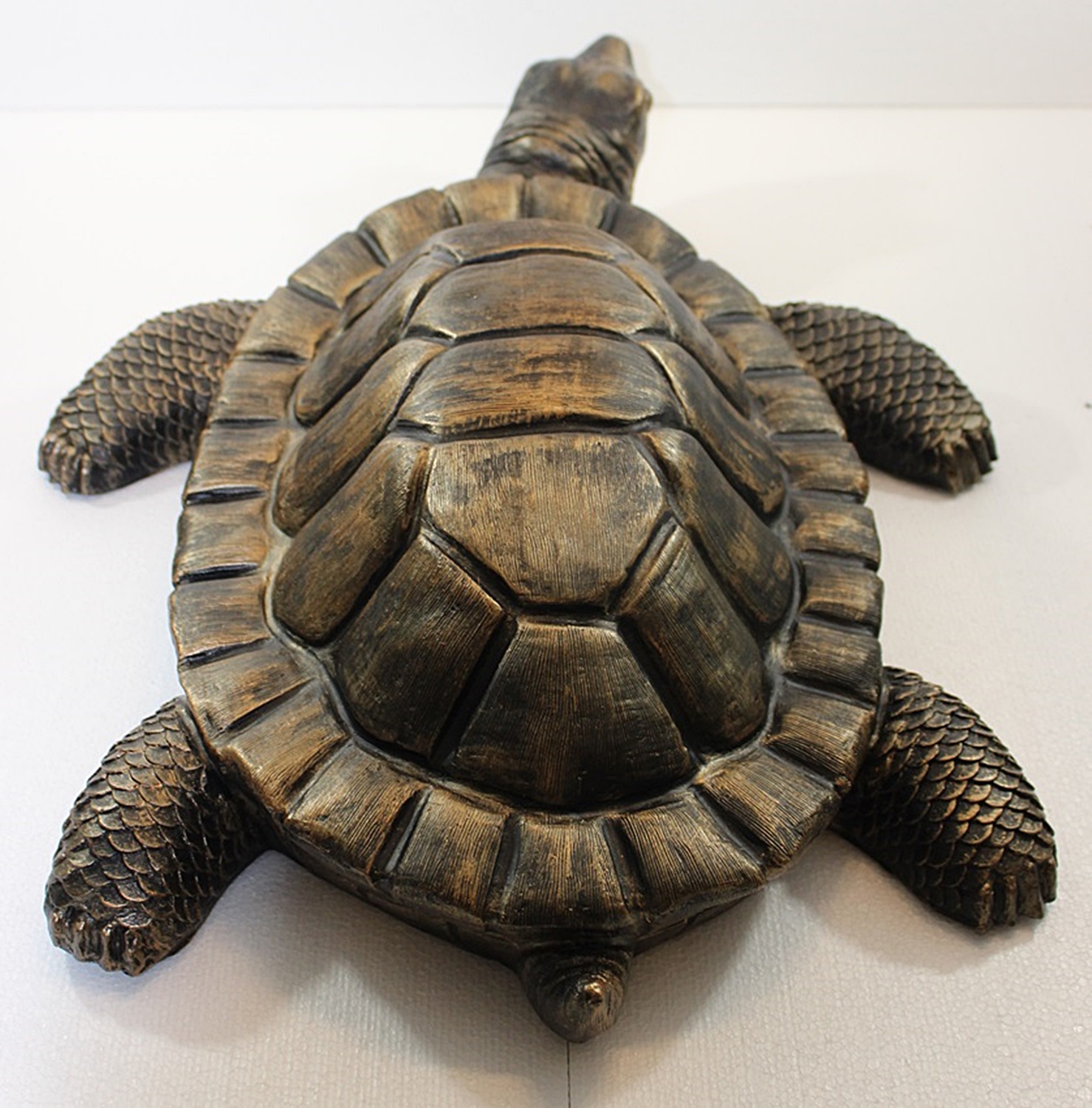 Deko Figur Schildkröte groß Gartenfigur H 16/L 66 cm Dekofigur Kupfer-Antik aus Kunststoff