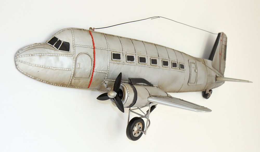 Blechflugzeug Modellflugzeug Oldtimer Douglas DC-3 Flugzeug L 98 cm Schnitt-Wandmodell aus Blech