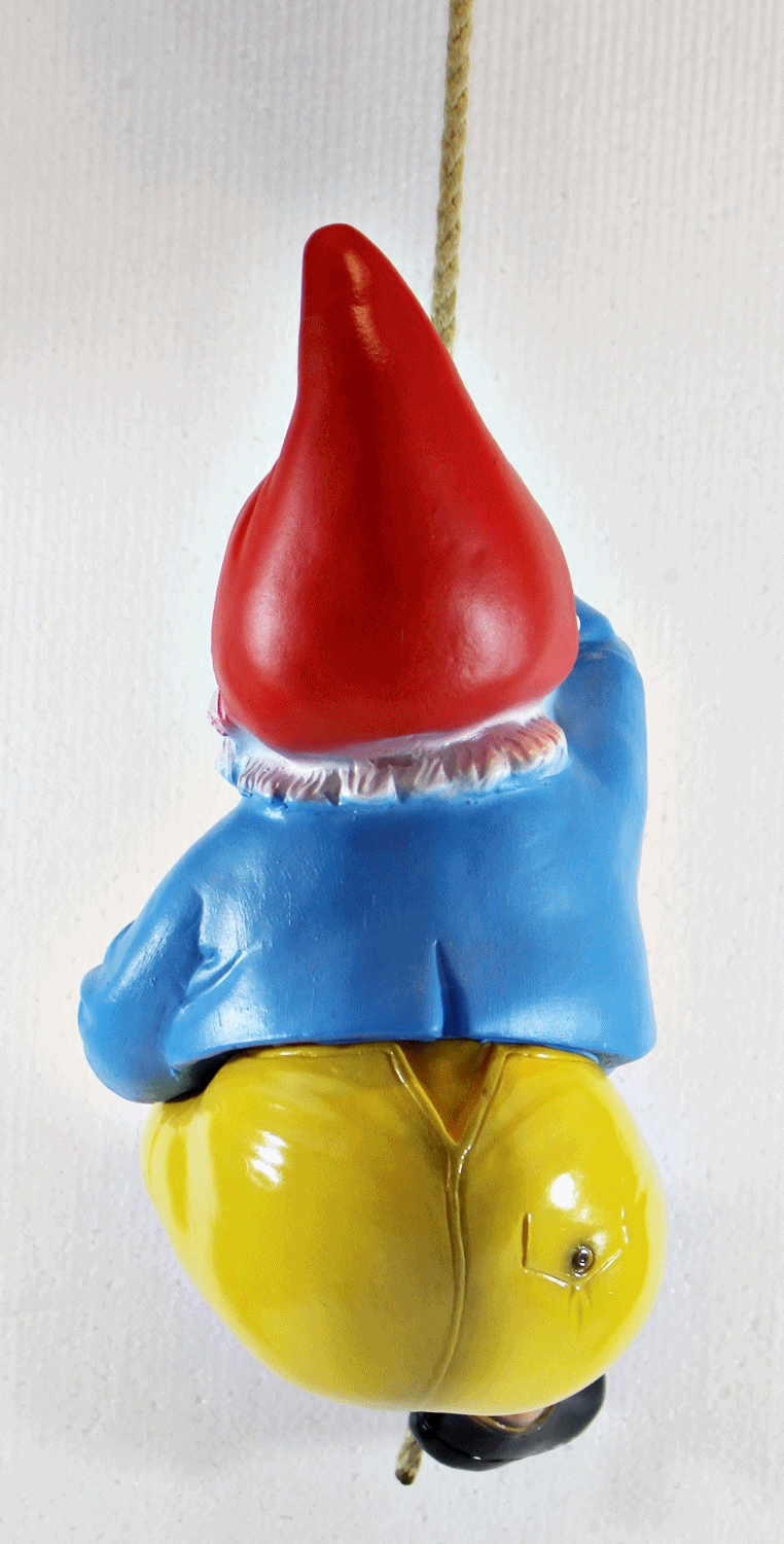 Gartenzwerg Deko Gartenfigur Zwerg am Seil hängend kletternd H 38 cm ohne Seil aus Kunststoff