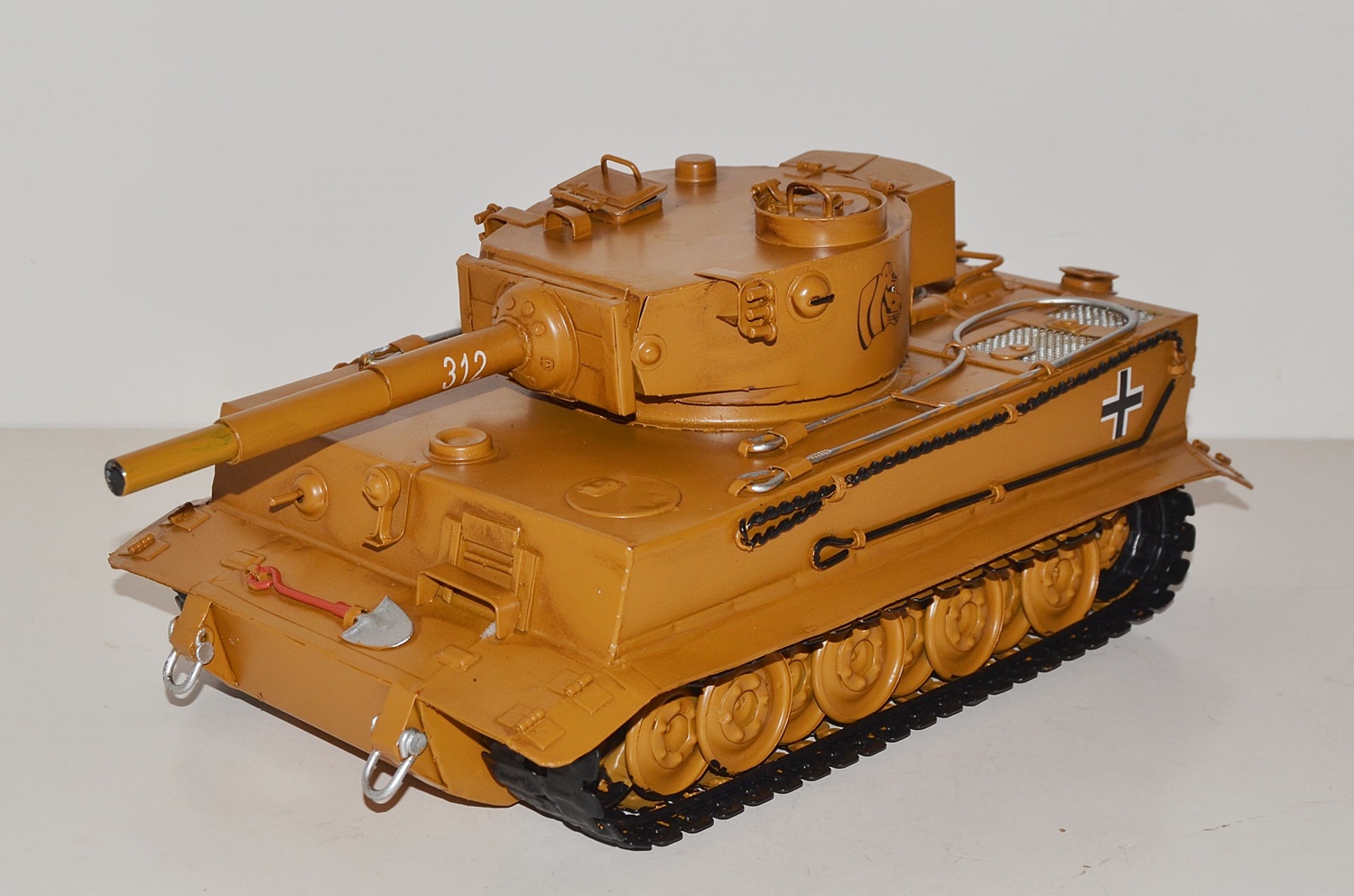 Blechmodell Nostalgie Modell deutscher Panzer Tiger II Modell Panzerkampfwagen aus Blech L 37 cm