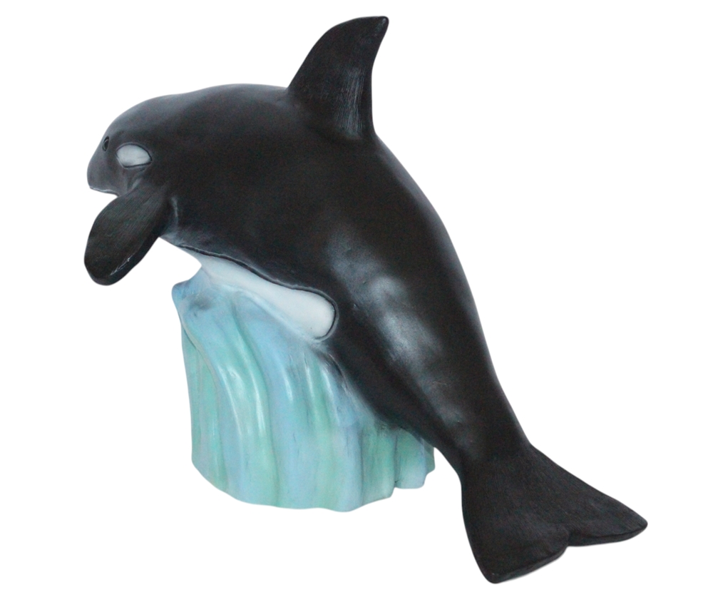Gartenfigur Orca Deko Tierfigur aus Kunststoff auf einer Welle als Sockel Länge 41 cm
