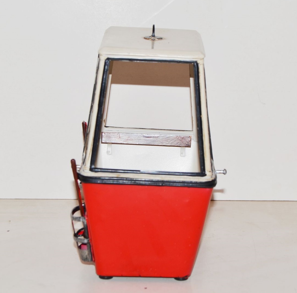 Blechmodell Nostalgie Ski Gondel Oldtimer Berggondel rot-weiß Replikat aus der Schweiz H 20 cm