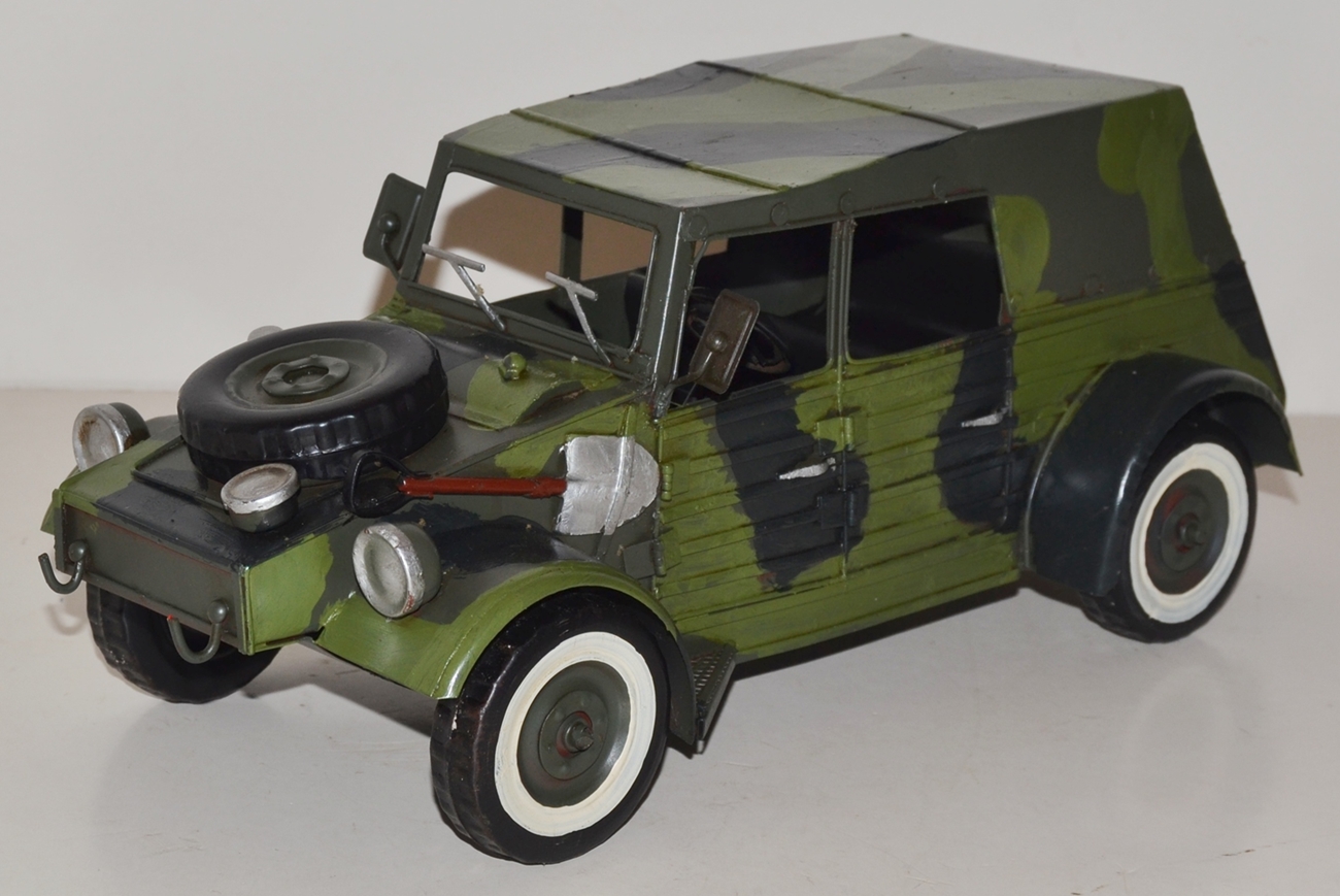 Blechauto Nostalgie Modellauto Oldtimer Automarke VW Kübelwagen Typ 82 aus Blech L 37 cm