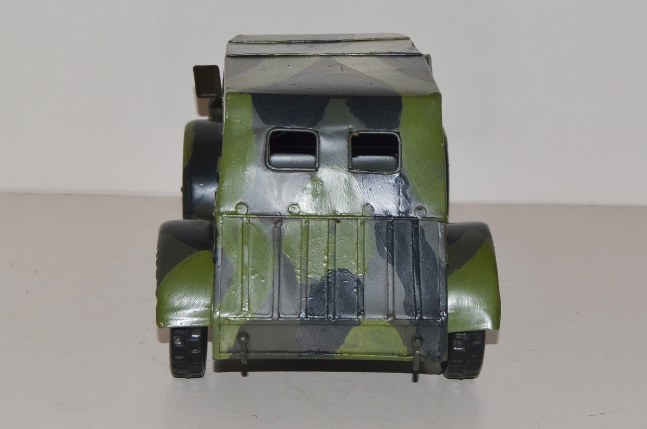 Blechauto Nostalgie Modellauto Oldtimer Automarke VW Kübelwagen Typ 82 aus Blech L 37 cm