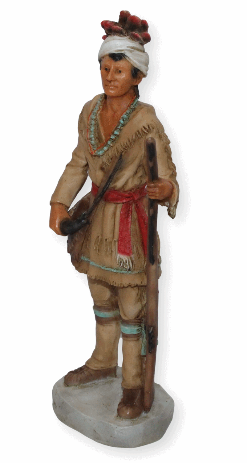 Indianerfigur Häuptling Tahchee H 17 cm stehend mit Tasche und Gewehr in Hand Native American