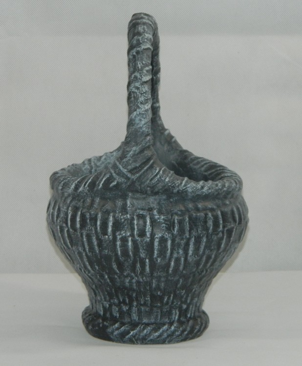 Dekofigur Korb zum Dekorieren H 28 cm Einzelstück aus Kunstharz Gartenfigur Gartendeko