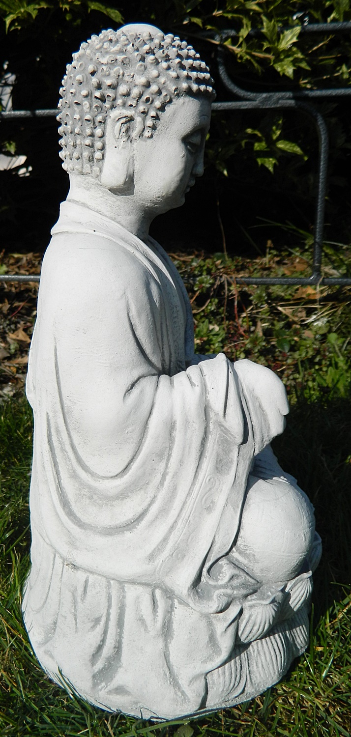 Beton Figur Buddha sitzend H 30 cm Dekofigur und Gartenskulptur