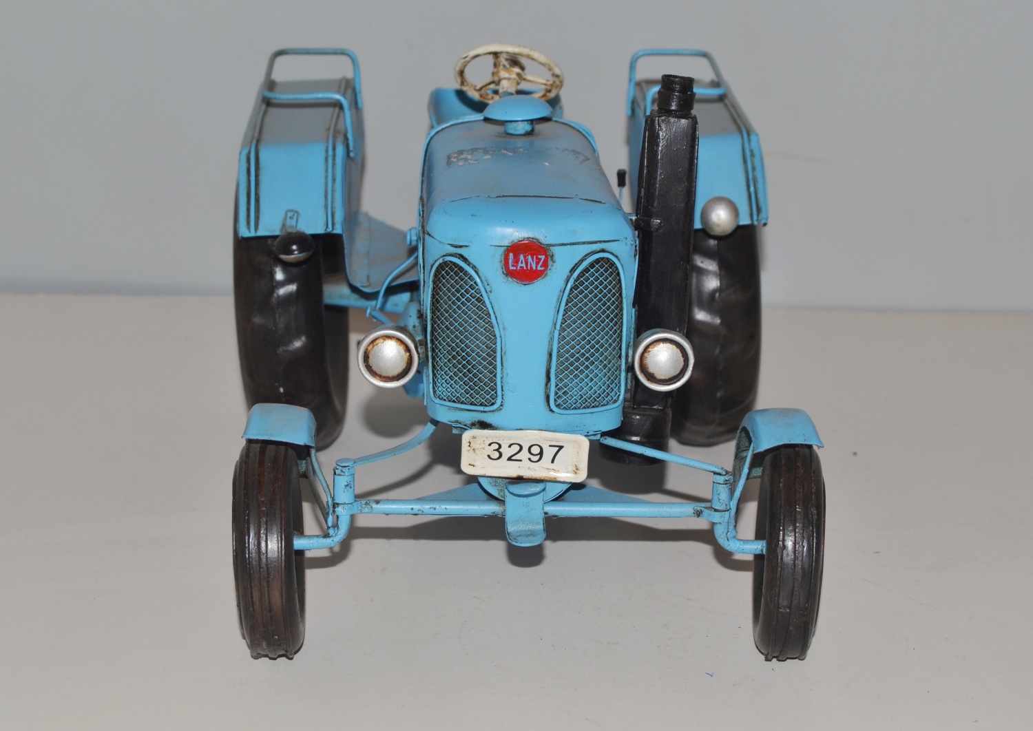 Blechtraktor Nostalgie Modellauto Oldtimer Marke Lanz D 1906 Bulldog Traktor Modell aus Blech L 26cm