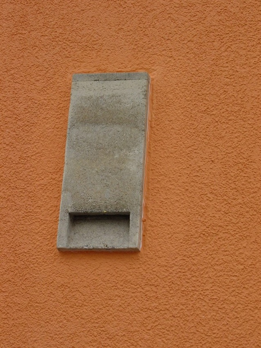 Naturschutzprodukt Fledermaus-Fassadenröhre Typ 1FR Artenschutz an Gebäuden