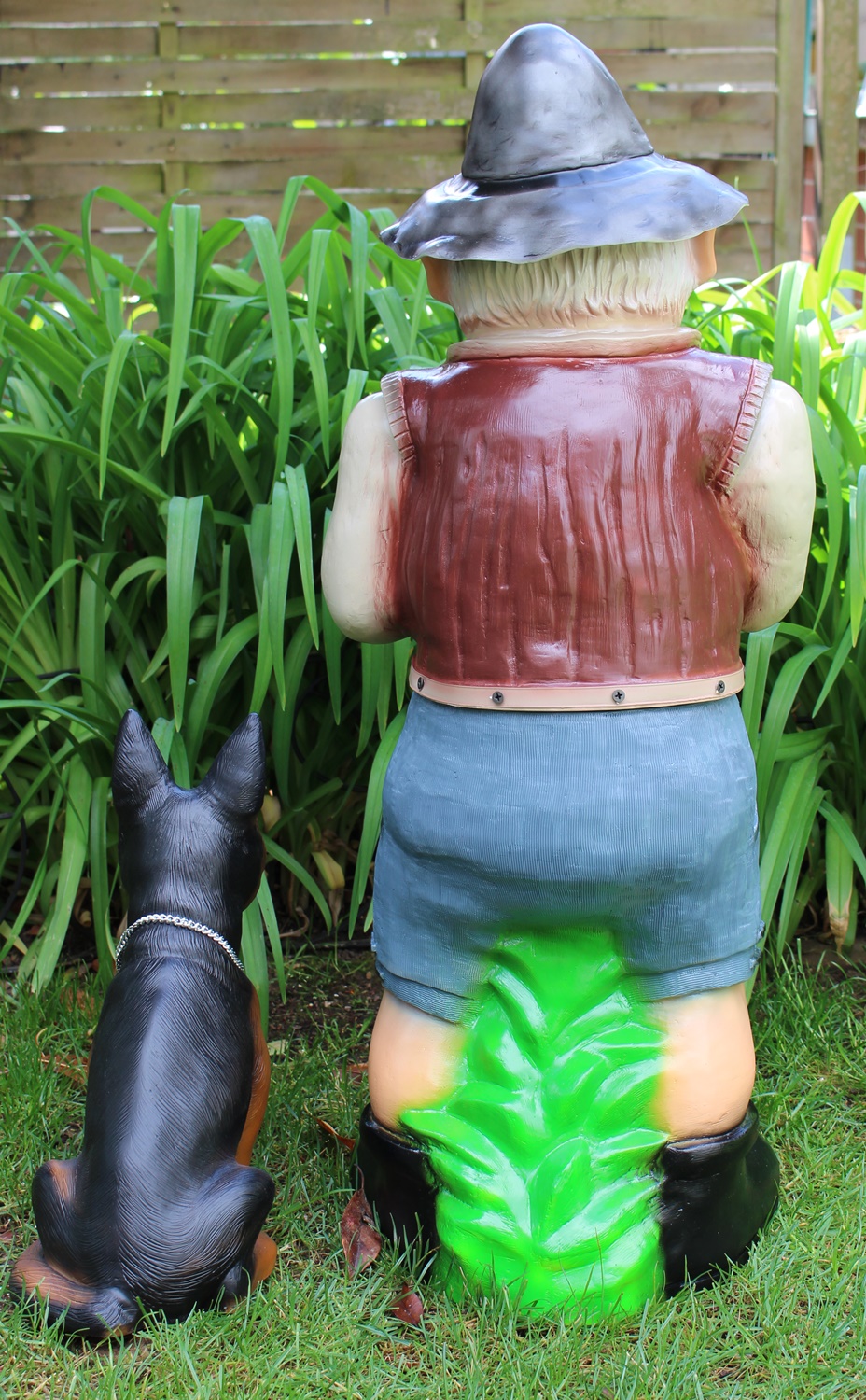 Deko Garten Figur Dekofigur Gartenfigur Tierfigur Hirte mit Schäferhund aus Kunststoff H 86 cm