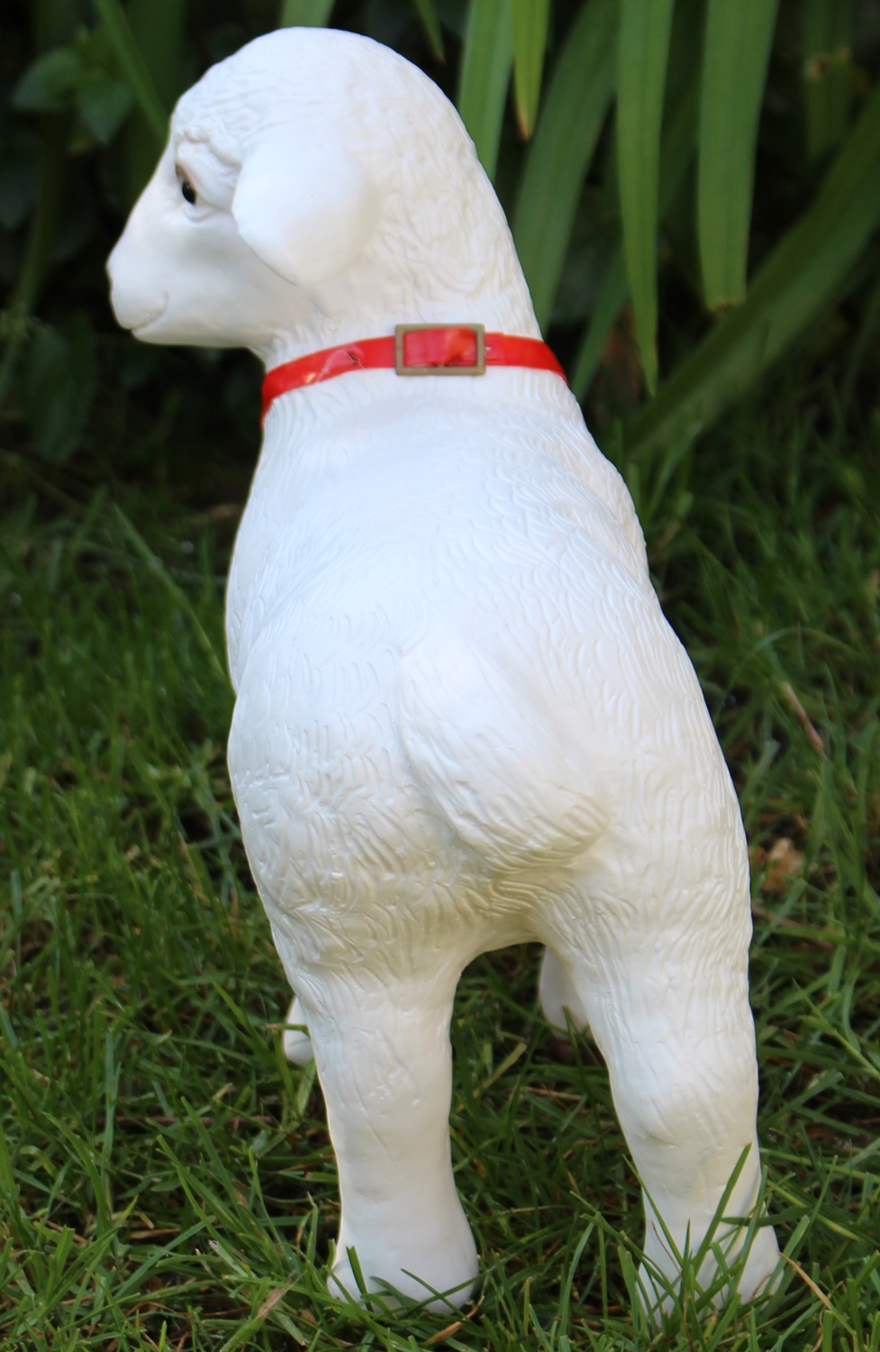 Deko Garten Figur Dekofigur Gartenfigur Tierfigur weißes Lamm Lämmlein aus Kunststoff Höhe 28 cm