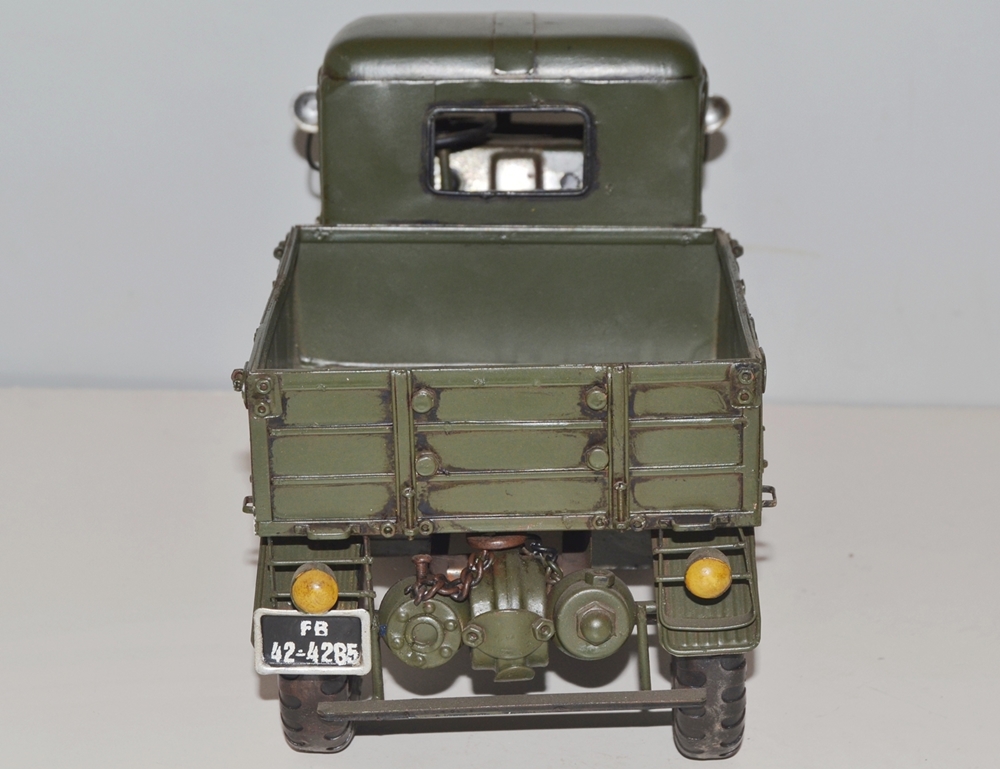 Blechauto Nostalgie Modellauto Oldtimer Automarke Unimog Modell Typ 401 Froschauge aus Blech L 32 cm