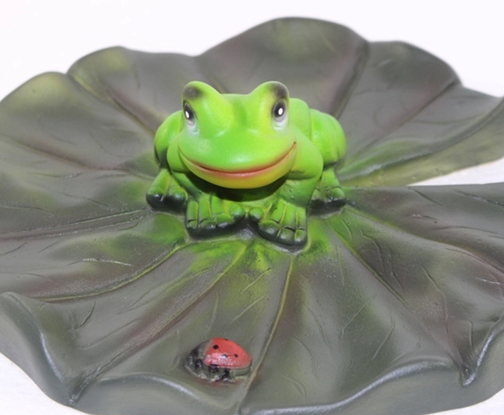 Deko Figur Gartenfigur Teichfigur Seerosenblatt mit Frosch u. Marienkäfer aus Kunststoff H 6 cm