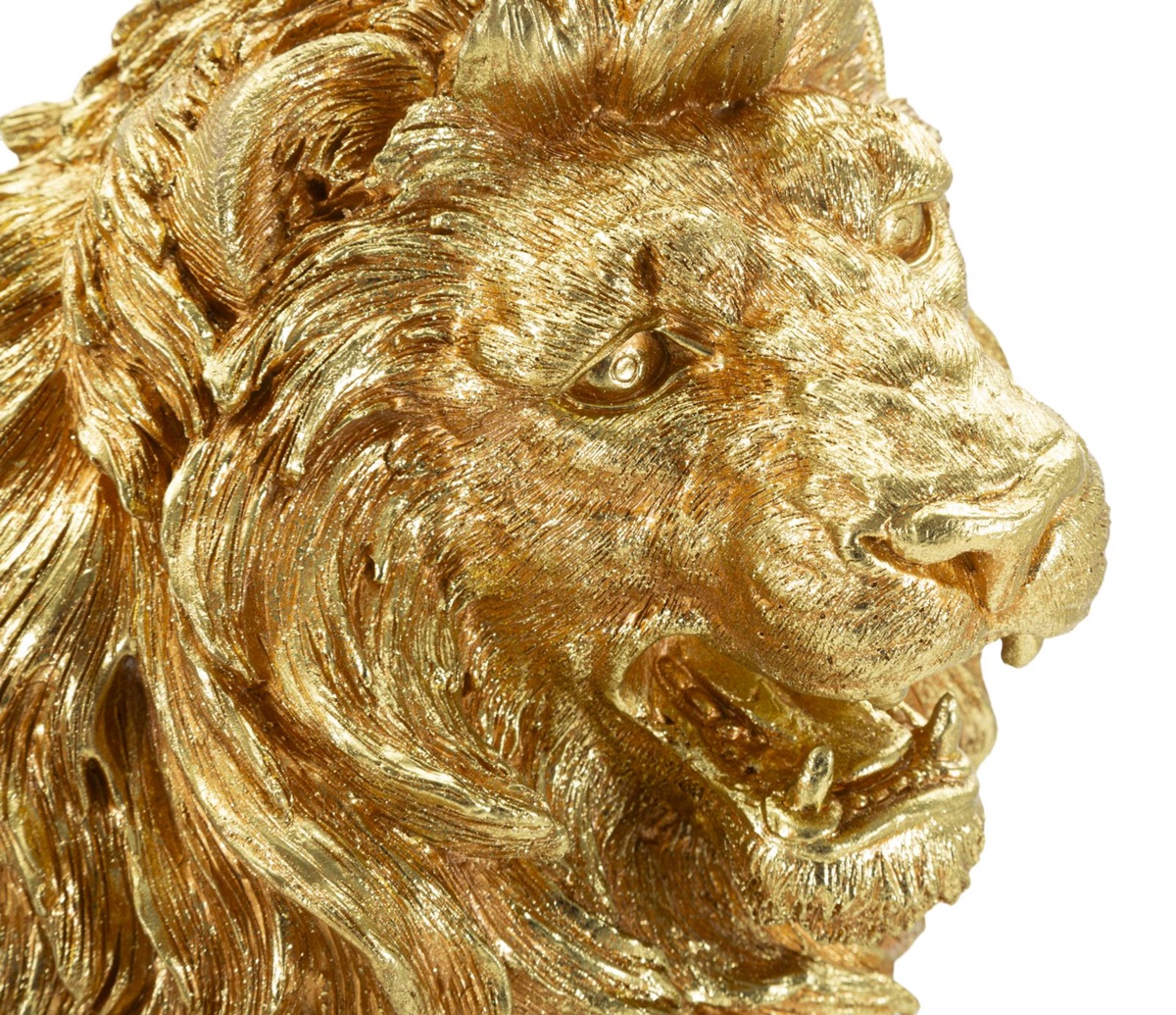 Dekofigur Löwe seitlich sitzend Tierfigur  Skulptur stolzer Löwenkönig Shanti in edlem Gold H 55 cm