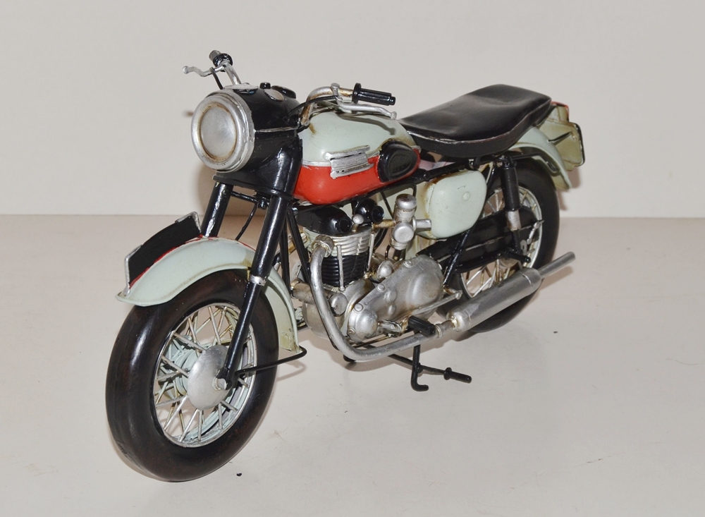 Blechmodell Nostalgie Modellmotorrad Oldtimer Marke Triumph Motorrad Modell aus Blech L 30 cm