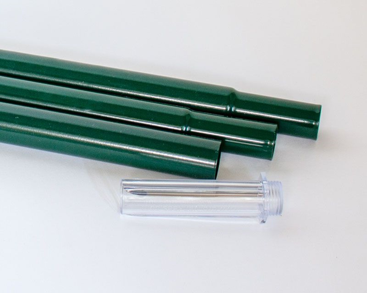 Naturschutzprodukt Stahlstab H 1,73 m Zubehör zum sicheren Aufstellen von Futtersäulen