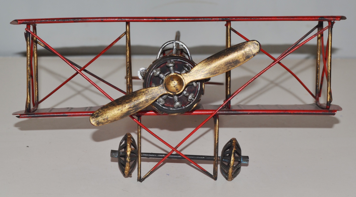 Blechflugzeug Nostalgie Modellflugzeug Oldtimer Marke Fokker Doppeldecker Flugzeug aus Blech L 29 cm