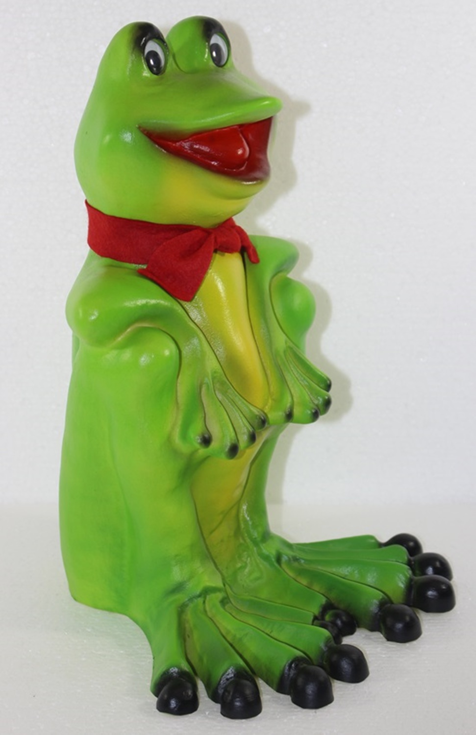 Deko Garten Figur Dekofigur Gartenfigur Tierfigur Frosch mit Schal sitzend aus Kunststoff H 32 cm