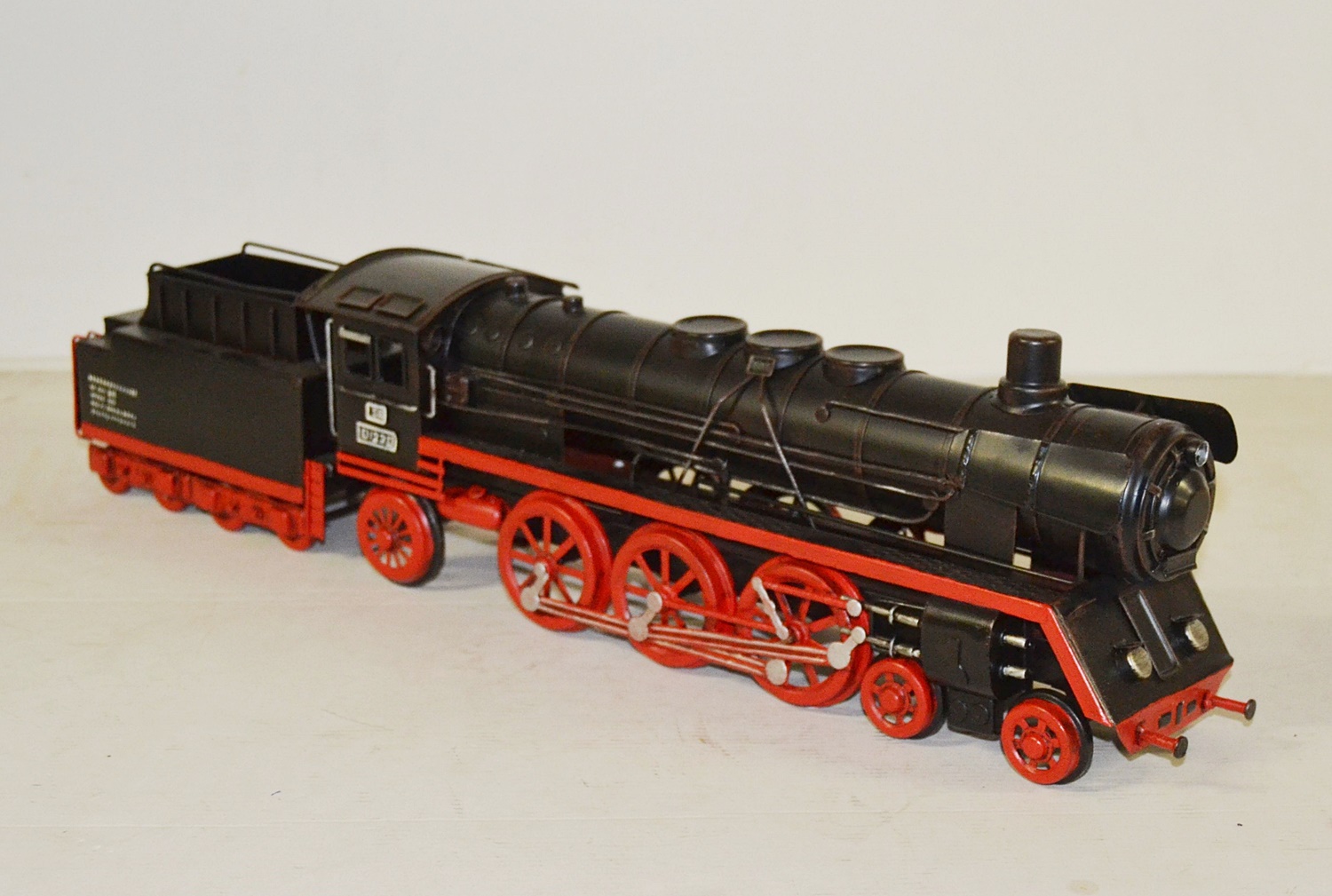 Blechmodell Nostalgie deutsches Modell Dampflok Oldtimer Dampflokomotive Typ DB 001 Länge 62 cm