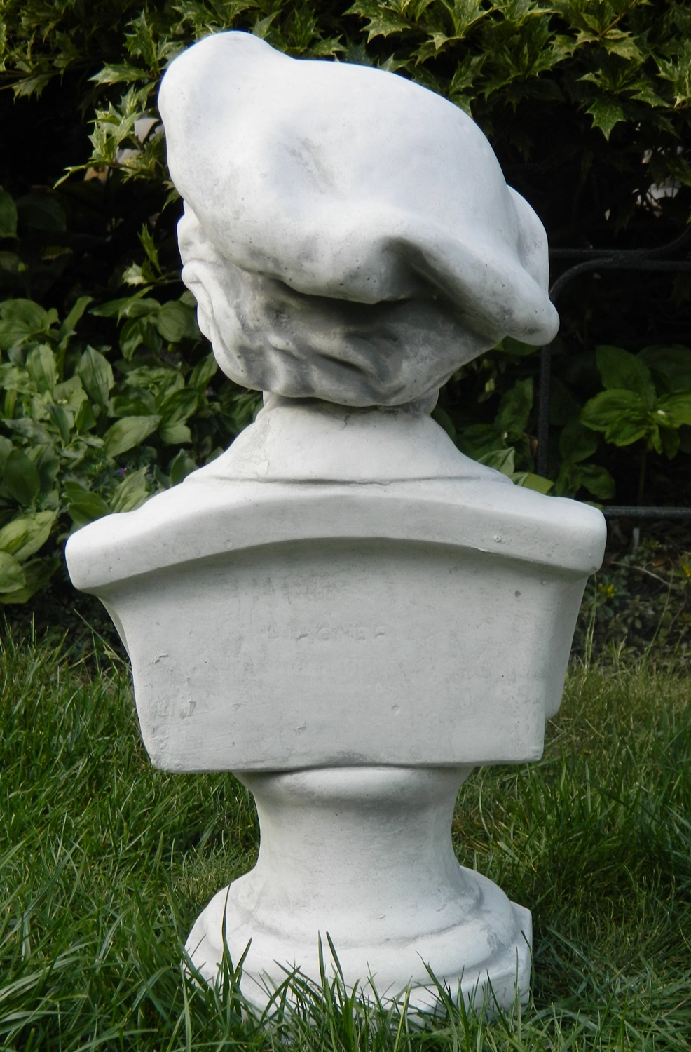Beton Figur Statue Büste Komponist Richard Wagner H 44 cm Dekofigur und Gartenskulptur