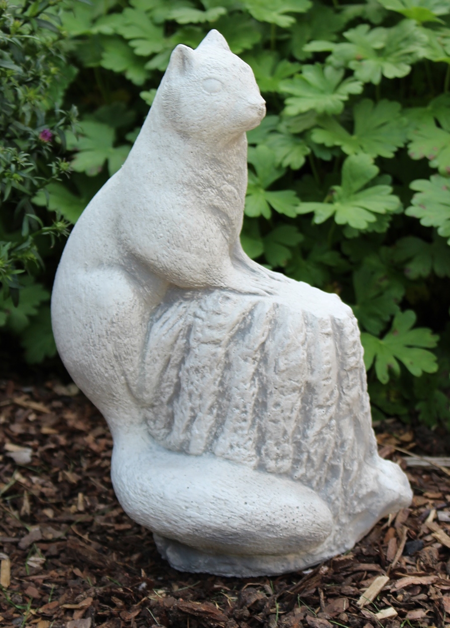 Beton Figur Eichhörnchen Tierfigur H 27 cm Dekofigur und Gartenfigur