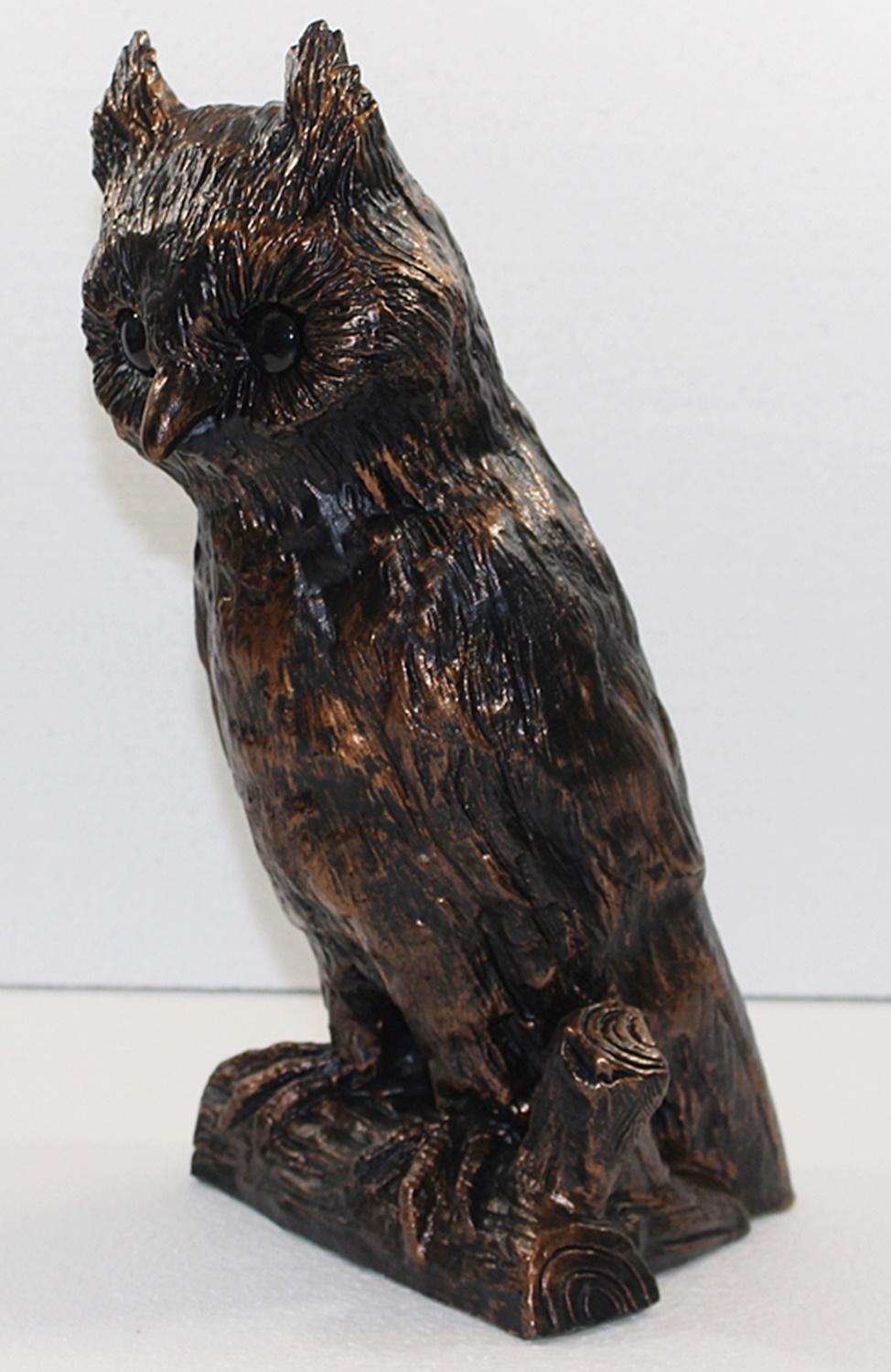 Deko Figur Eule sitzend auf Baumzweig H 32 cm Kupfer-Antik aus Kunststoff