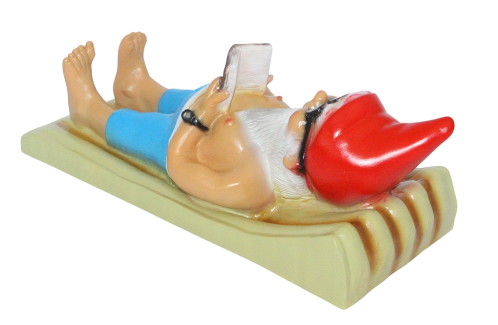 Gartenzwerg Urlauber auf Luftmatratze L 40 cm aus Kunststoff Dekofigur für Garten & Terrasse