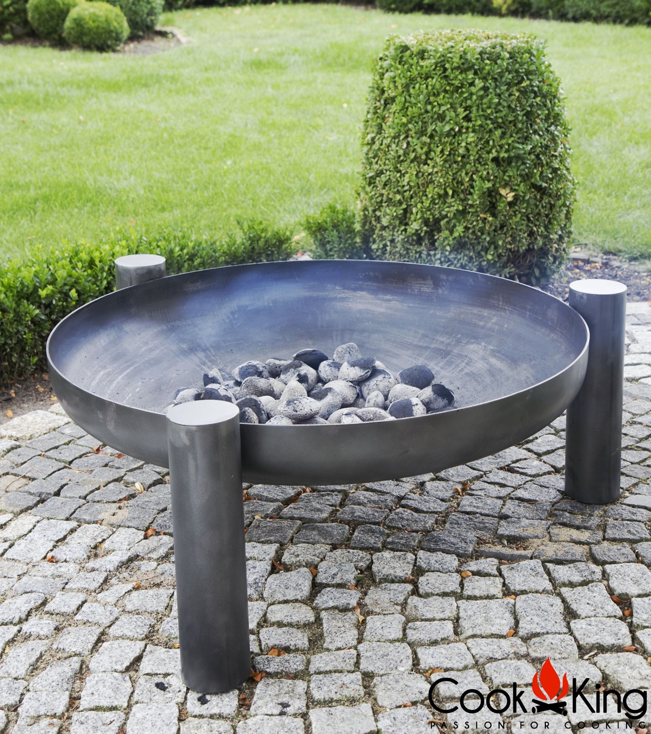 Feuerschale "Palma" Ø 60 cm Feuerstelle für den Garten aus Stahl Feuerkorb als Wärmequelle oder Gril