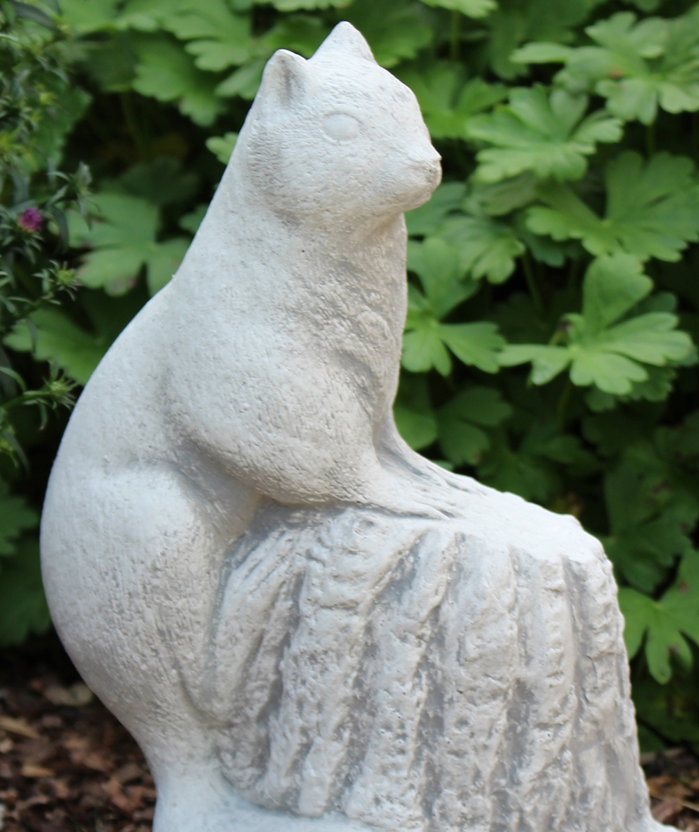Beton Figur Eichhörnchen Tierfigur H 27 cm Dekofigur und Gartenfigur