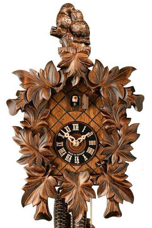 Traditionelle Kuckucksuhr mit Vogel Paar verziert aus Walnussholz, Höhe 40 cm, mechanisches Uhrwerk