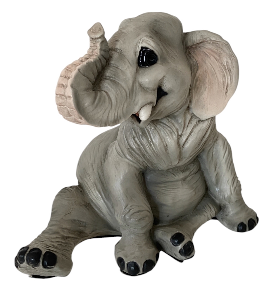 Figur Elefant Baby Elefantenfigur sitzend und lachend Tierfigur  Kollektion Castagna Resin H 19 cm
