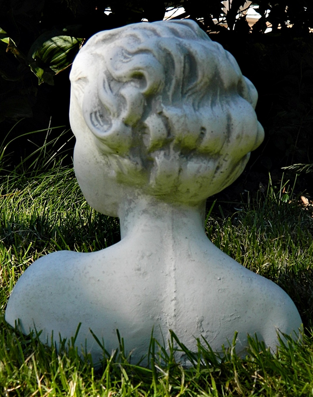 Beton Figur Gartenfigur Büste Mädchen Kind H 25 cm Statue Gartenskulptur aus Beton