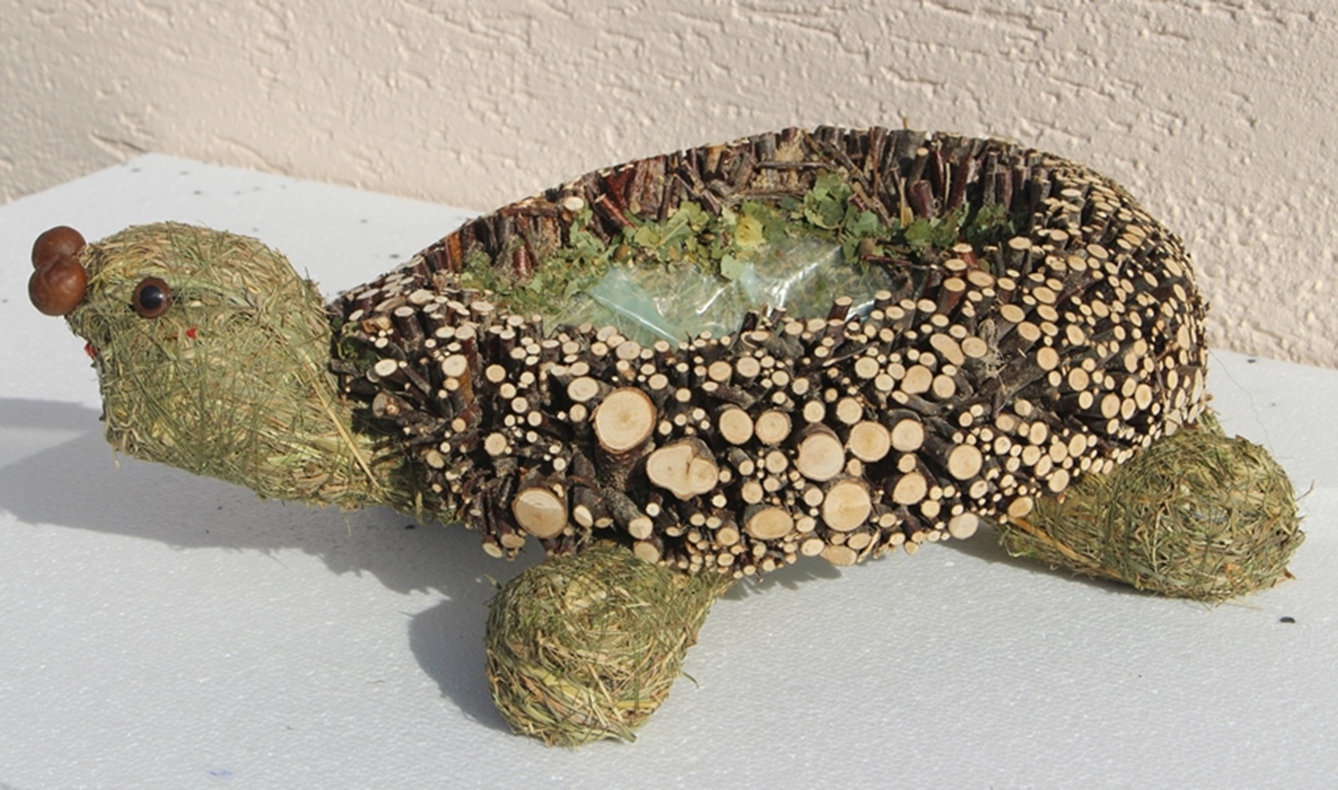 Deko Figur Schildkröte liegend L 40 cm Figur zum Bepflanzen aus Naturmaterial Heu und Reisig