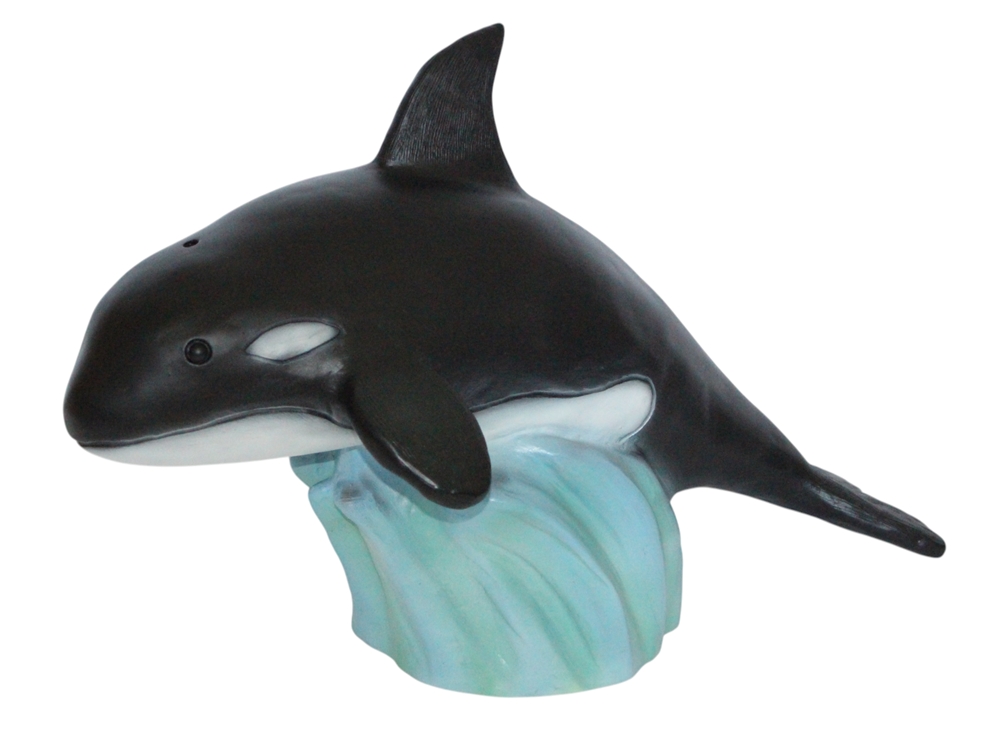 Gartenfigur Orca Deko Tierfigur aus Kunststoff auf einer Welle als Sockel Länge 41 cm