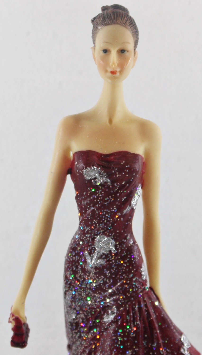 Beauty Figur Deko Modefigur Modepuppe Nostalgiefigur Dame rotes Kleid schulterfrei aus Resin H 35 cm