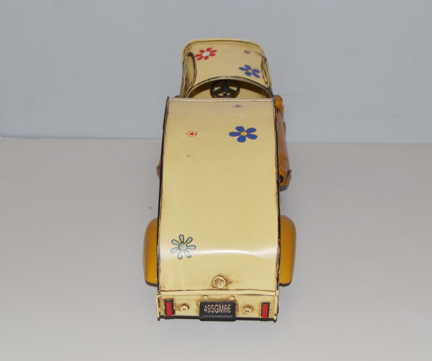 Blechauto Nostalgie Modellauto Oldtimer Automarke BMW Isetta Modell Wohnwagen aus Blech L 53 cm