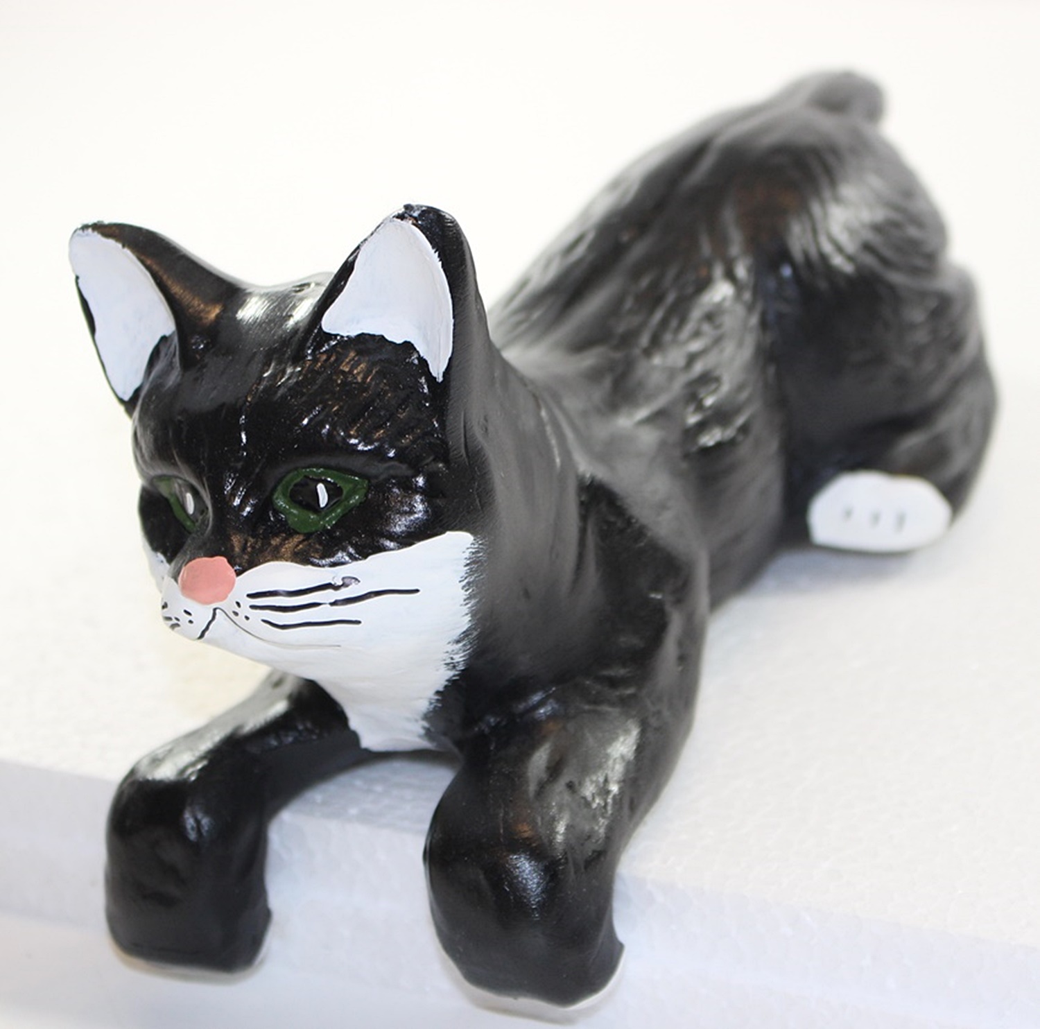 Dekofigur schwarze Katze liegend H 13 cm L 29 cm Katzenfigur Tierfigur aus Kunstharz