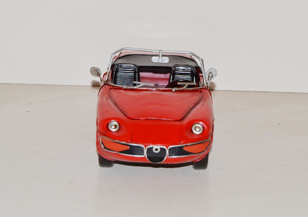 Blechauto Nostalgie Modellauto Oldtimer Alfa Romeo Spider Cabrio Sportwagen Rot L 31 cm