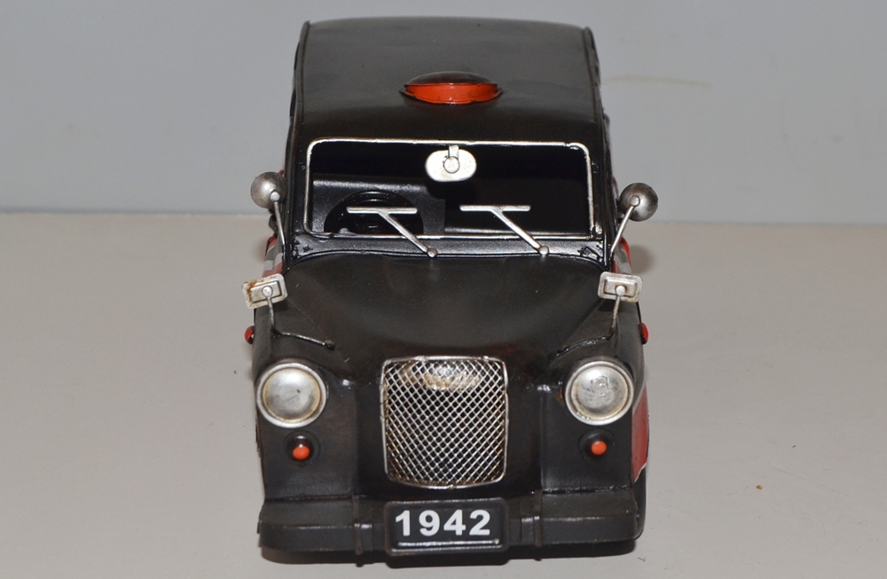 Blechauto Nostalgie Modellauto Oldtimer Automarke Austin Taxi London aus Blech L 31 cm