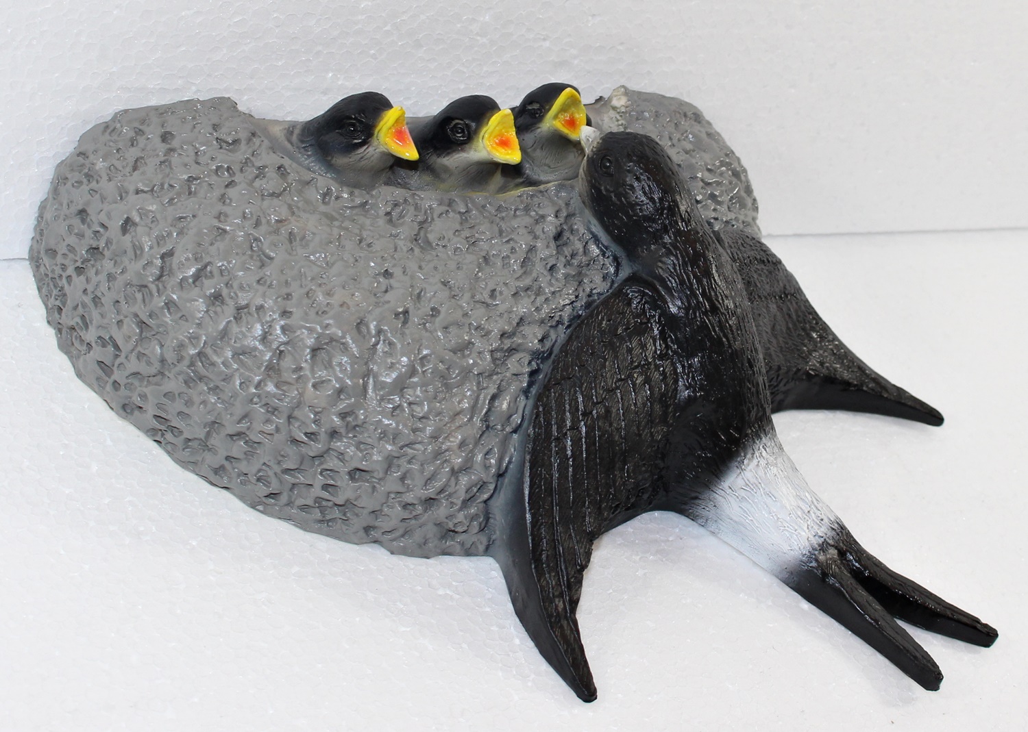 Deko Garten Figur Dekofigur Gartenfigur Vogelfigur Schwalbennest zum Anhängen aus Kunststoff H 18 cm