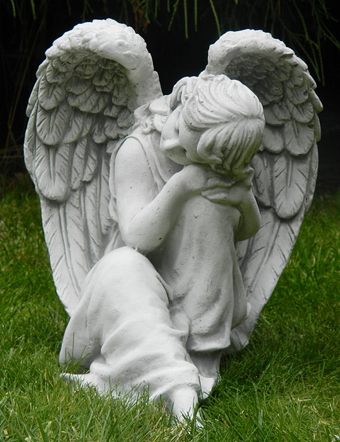 Beton Figur Engel sitzend und schlafend H 24 cm Dekofigur und Gartenskulptur